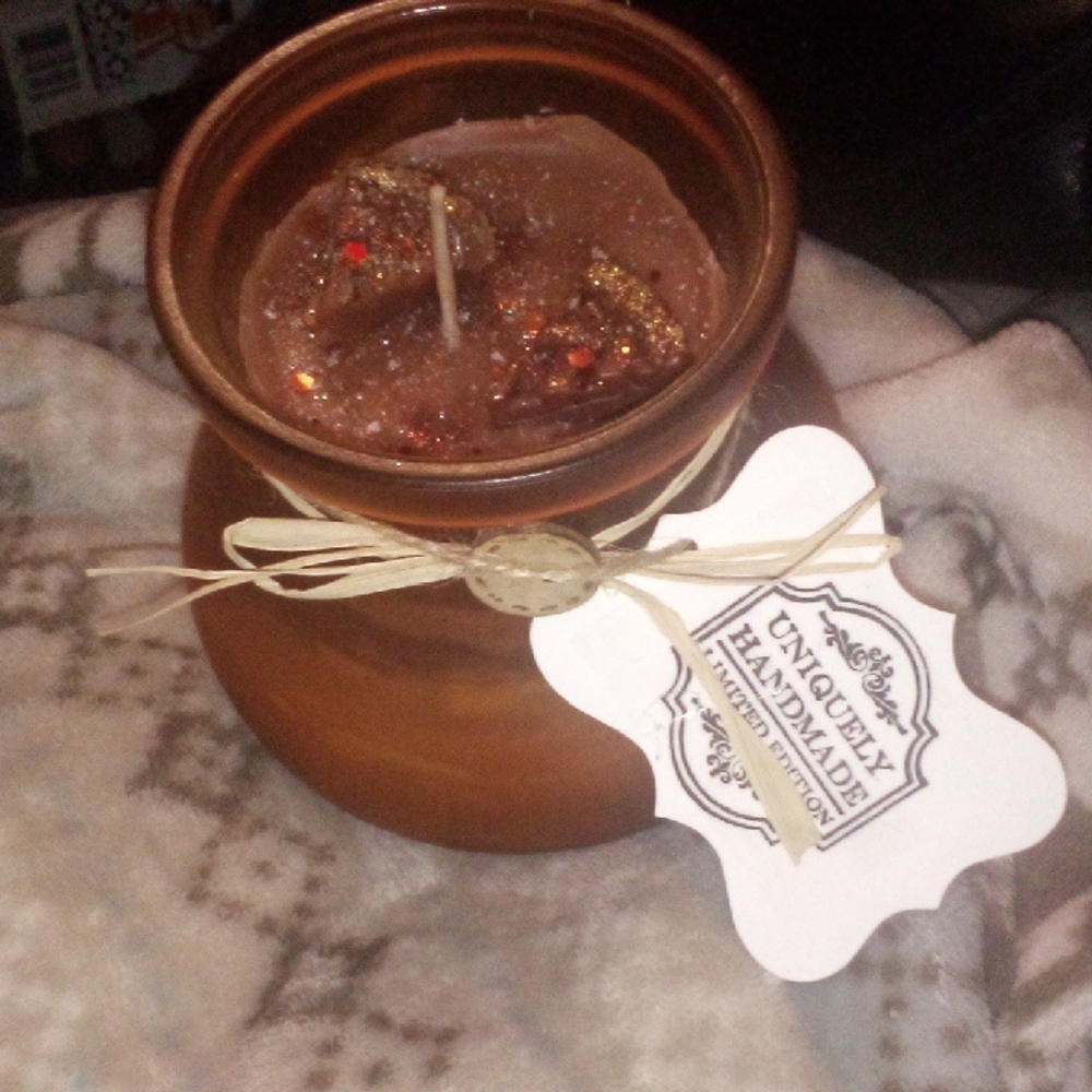 New! Cinnamon Apple Pie Candle